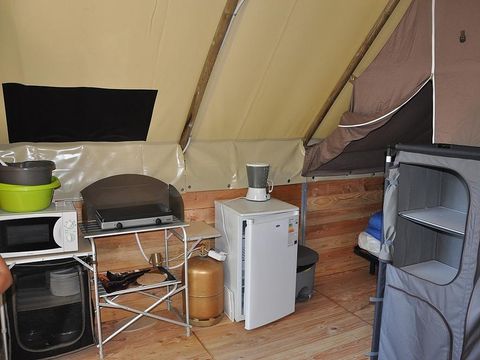 Tente en toile et en bois 4 personnes - Amazone (pas de sanitaires)