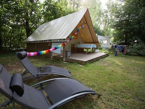 Tente en toile et en bois 4 personnes - Amazone (pas de sanitaires)