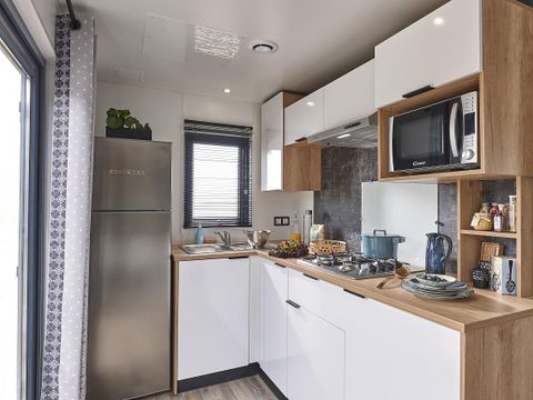MOBILHOME 4 personnes - Premium (2019)-2 chambres-grand salon TV, salle à manger,cuisine-grande terrasse-free WIFI