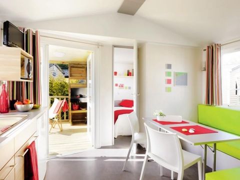 MOBILHOME 4 personnes - Le Châtaignier  Dimanche 29m² (2 chambres) + terrasse intégrée + TV, free WIFI* 4 pers.