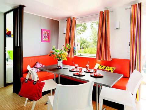 MOBILHOME 6 personnes - Le Platane (3 chambres) BORD RIVIERE - Grande terrasse - TV