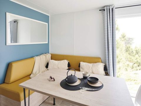 MOBILHOME 4 personnes - L'ACACIA (2 chambres)dernière génération (2023) -terrasse intégrée - TV