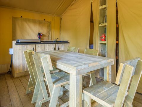 LODGE 5 personnes - SLOW LODGE - 2 chambres, sans sanitaire