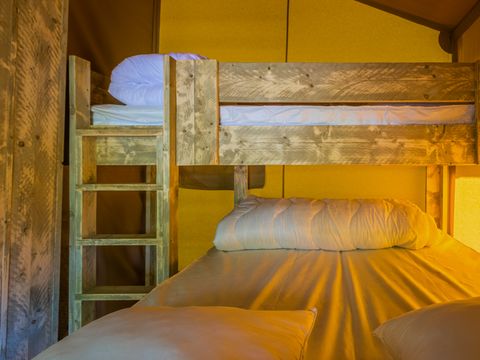 LODGE 5 personnes - SLOW LODGE - 2 chambres, sans sanitaire