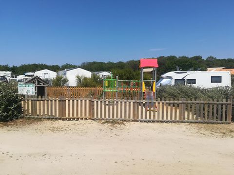 MOBILHOME 6 personnes - MOBIL HOME STANDARD SAMEDI 3 CHAMBRES