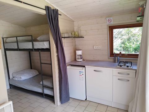 TENTE TOILE ET BOIS 3 personnes - HUTTE  (SANS SANITAIRES)