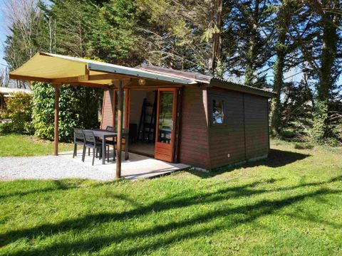 Tente en toile et en bois 3 personnes - HUTTE (SANS SANITAIRES)