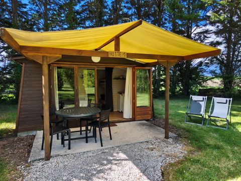 Tente en toile et en bois 4 personnes - HUTTE (SANS SANITAIRES)