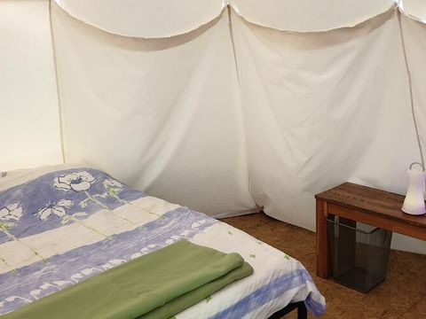 HÉBERGEMENT INSOLITE 4 personnes - SANS SANITAIRES