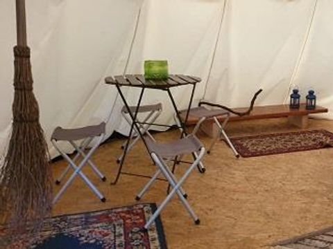 Hébergement 4 personnes - SANS SANITAIRES