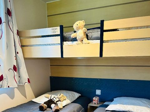 MOBILHOME 5 personnes - Super Mercure 30m² - 2 chambres avec une terrasse couverte