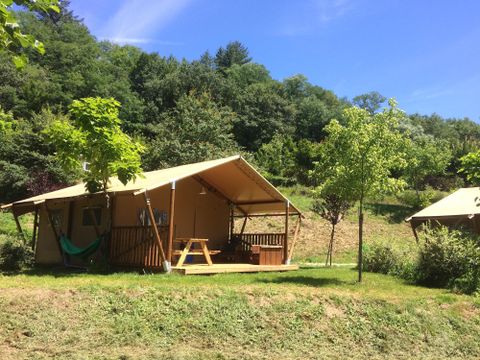 TENTE TOILE ET BOIS 5 personnes - Safari, 2 chambres avec terrasse couverte, 38m²