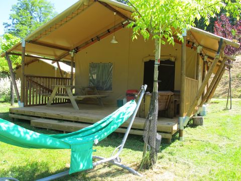TENTE TOILE ET BOIS 5 personnes - Safari, 2 chambres avec terrasse couverte, 38m²