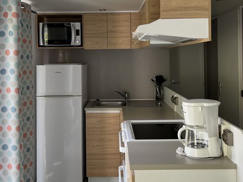 MOBILHOME 6 personnes - Comfort XL | 3 Ch. | 6 Pers. | Terrasse surélevée non couverte | 2 SDB | TV