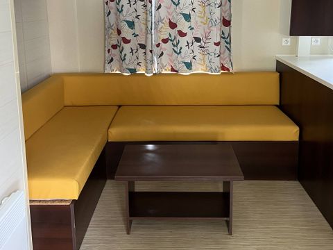 MOBILHOME 6 personnes - Classic | 3 Ch. | 6 Pers. | Terrasse surélevée | 2 SDB | TV