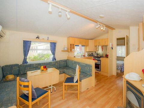 MOBILHOME 6 personnes - Mobil-home | Comfort | 3 Ch. | 6 Pers. | Terrasse surélevée non couverte | 2 SDB | Clim. | TV