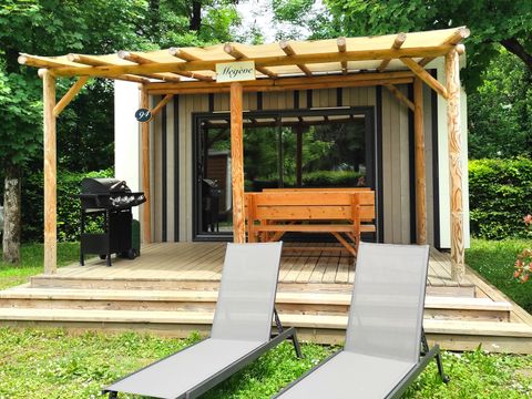 MOBILHOME 3 personnes - Hôtelier 1 pièce (lit 160 + banquette) DIM/DIM