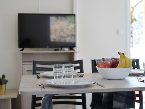 MOBILHOME 6 personnes - Confort (2 ch + 1 canapé lit)