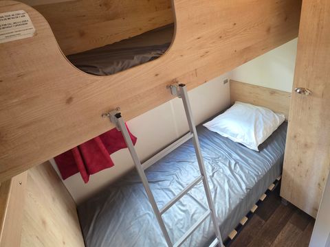HÉBERGEMENT INSOLITE 4 personnes - Roulottes 2 chambres* 2/4 pers