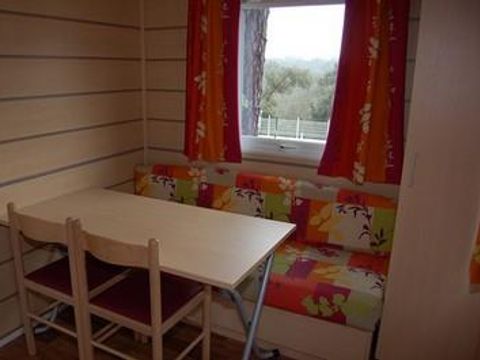 MOBILHOME 2 personnes - Mobil-home Standard 18 - 24m² - 1 chambre - terrasse couverte + TV* 2 pers