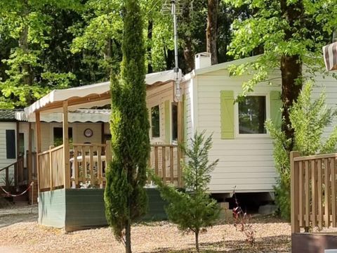 MOBILHOME 2 personnes - Mobil-home Standard 18 - 24m² - 1 chambre - terrasse couverte + TV* 2 pers