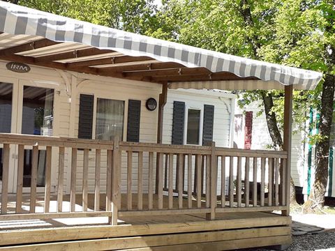 MOBILHOME 6 personnes - Mobilhome Standard 22-28m² - 2 chambres - terrasse couverte + TV* 4/6 pers