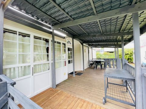MOBILHOME 6 personnes - Mobilhome Confort 22-28m² - 2 chambres - terrasse couverte + TV* 4/6 pers