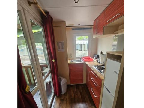 MOBILHOME 6 personnes - Confort 22-28m² - 2 chambres - terrasse couverte + TV*