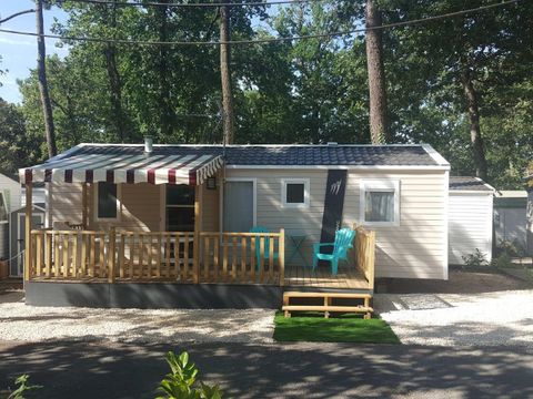 MOBILHOME 8 personnes - Mobilhome Confort 24-34m² - 3 chambres - terrasse couverte + TV 6/8 pers