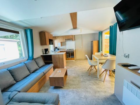 MOBILHOME 8 personnes - Premium 30-40m² - 3 chambres + TV + Terrasse couverte & draps jetables fournis*