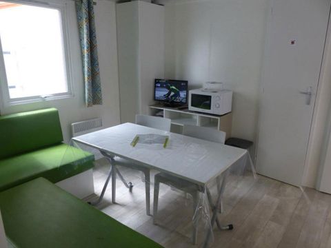 Mobilhome 4 personnes - (4/6 personnes 2 chambres) 6 personnes