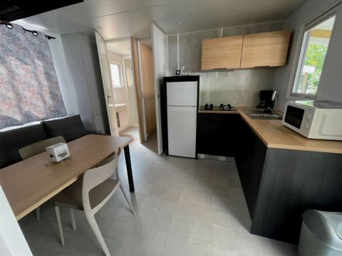 MOBILHOME 6 personnes - 4-6 Privilège