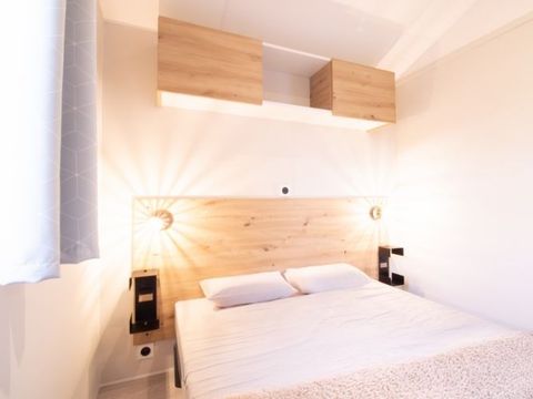 MOBILHOME 8 personnes - Mobile-home ROSEE**** 8 personnes