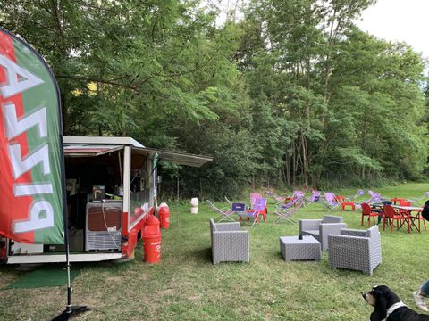 Camping Le Pré - Camping Puy-de-Dôme - Image N°3