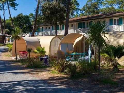 Tente 4 personnes - NACRE****
