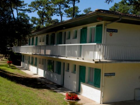 CHAMBRE 2 personnes - CHAMBRE LIT DOUBLE 2 personnes
