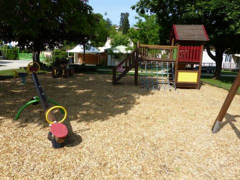 Camping Les Bords Du Guiers - Camping Savoie - Image N°28