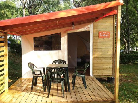 BUNGALOW TOILÉ 4 personnes - FUNFLOWER - sans sanitaires 24 m²