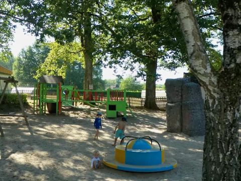 Flower Camping l'Air du Lac - Camping Haute-Vienne - Image N°25