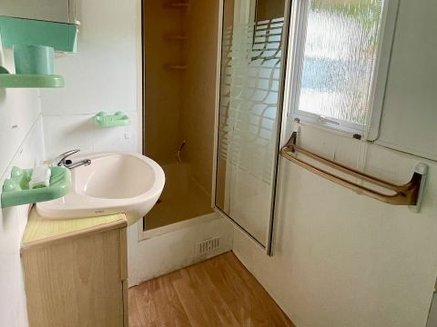 MOBILHOME 8 personnes - atypique (JF 02) - 4 chambres - 2 salles de bain - Cuisine d’été équipée