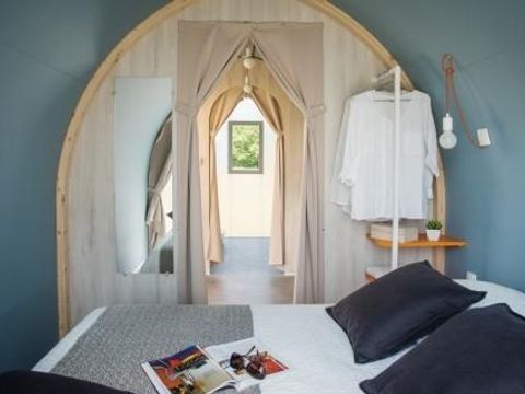 HÉBERGEMENT INSOLITE 4 personnes - Tente Confort 2 chambres