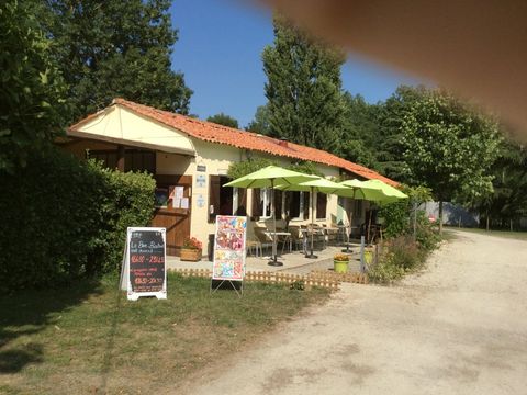 Camping du Lac de Bignac - Camping Charente - Image N°3