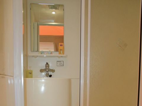 BUNGALOW TOILÉ 5 personnes - Tente lodge FIRST TRINIDAD