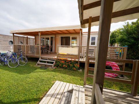 MOBILHOME 6 personnes - SUPER PREMIUM ESPACE 4/6 pers. 