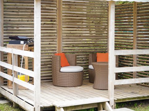 Emplacement - Forfait 2 pers., Emplacement avec caravane/ Camping car/ ou tente et véhicule, électricité inclue