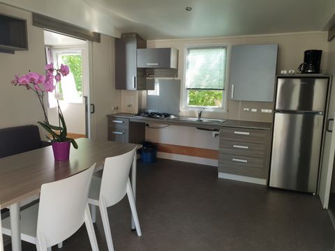 MOBILHOME 4 personnes - Confort Large - Personne à Mobilité Réduite (PMR)