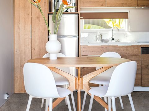 MOBILHOME 4 personnes - Luxe climatisé - 2 chambres - 2 salles de bain - 2 WC (année 2025)