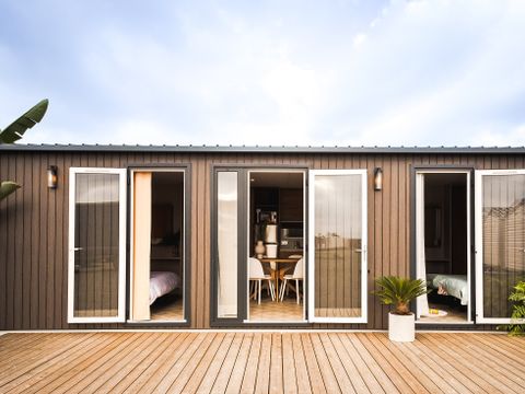 MOBILHOME 4 personnes - Luxe climatisé - 2 chambres - 2 salles de bain - 2 WC (année 2025)