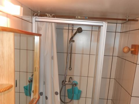 Chalet 6 personnes - Véranda - 1 chambre - +1 Mez.
