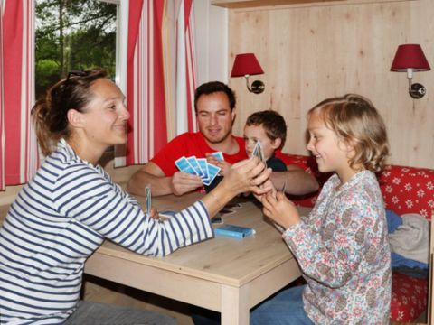 HÉBERGEMENT INSOLITE 4 personnes - Insolite 4 personnes